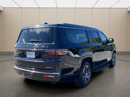 2024 Jeep Wagoneer L Series II 4x4