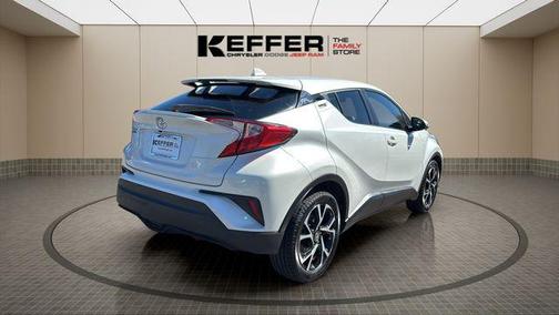 2021 Toyota C-HR XLE