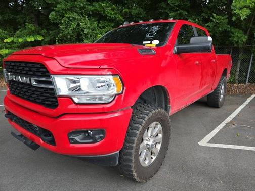 2022 RAM 2500 Big Horn Crew Cab 4x4 6'4' Box