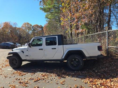 2024 Jeep Gladiator Willys
