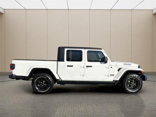 2024 Jeep Gladiator Willys
