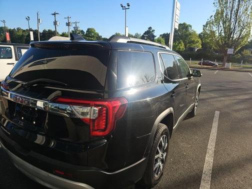 2023 GMC Acadia FWD SLT