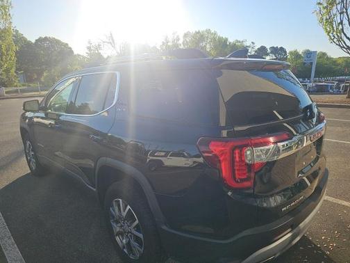 2023 GMC Acadia FWD SLT