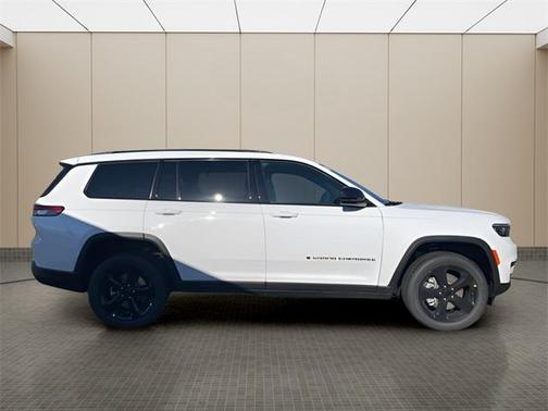 2025 Jeep Grand Cherokee L Altitude