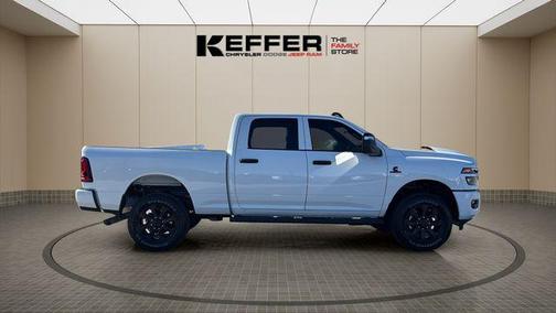 2026 RAM 2500 Tradesman Crew Cab 4x4 6'4' Box