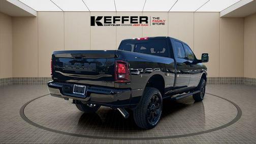 Diamond Black Crystal Pearlcoat 2026 RAM 2500 Black Express Crew Cab 4x4 6'4' Box