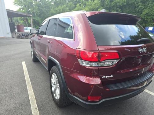 2022 Jeep Grand Cherokee Laredo
