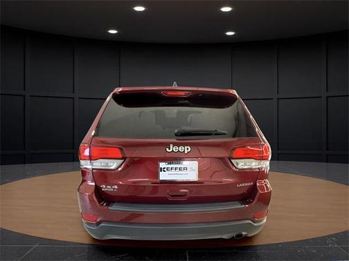 2022 Jeep Grand Cherokee Laredo