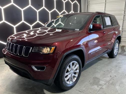 2022 Jeep Grand Cherokee Laredo