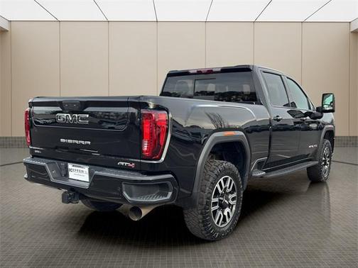 2022 GMC Sierra 2500 AT4