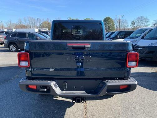 2025 Jeep Gladiator Nighthawk
