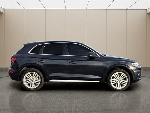2018 Audi Q5 2.0T Tech Premium