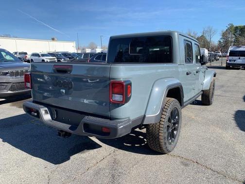 2025 Jeep Gladiator Nighthawk