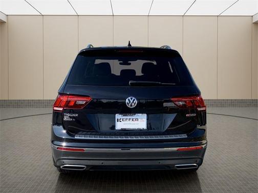 2019 Volkswagen Tiguan 2.0T SEL