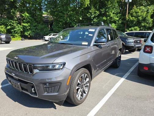 2022 Jeep Grand Cherokee Overland
