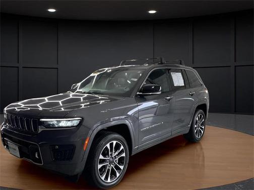 2022 Jeep Grand Cherokee Overland