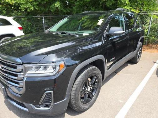 2022 GMC Acadia AWD AT4