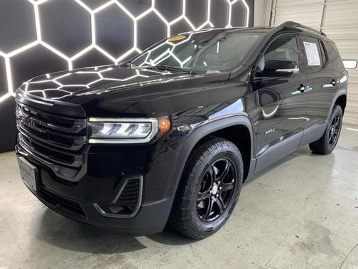 2022 GMC Acadia AWD AT4
