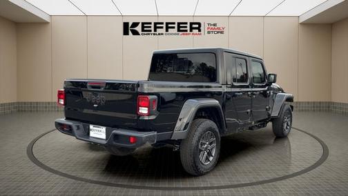 2026 Jeep Gladiator Sport S