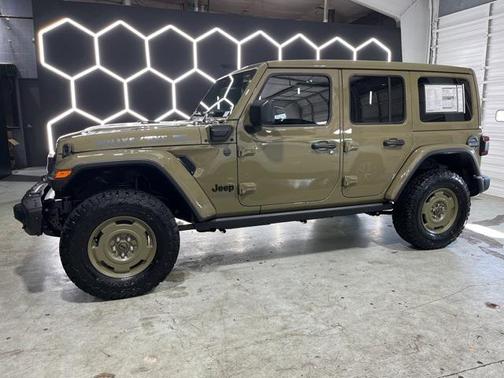 2025 Jeep Wrangler 4xe Willys