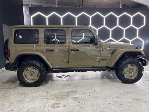 2025 Jeep Wrangler 4xe Willys