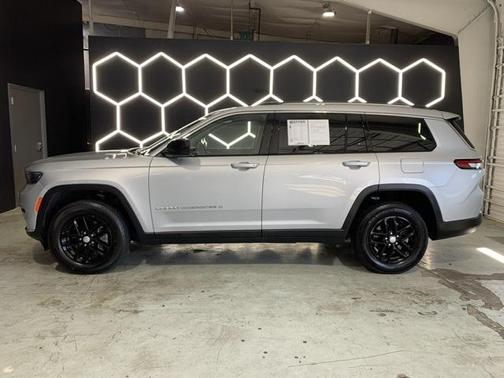 2023 Jeep Grand Cherokee L Laredo