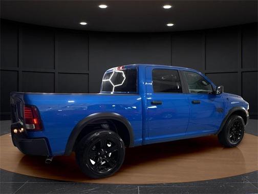 2024 RAM 1500 Classic Warlock Crew Cab 4x4 5'7' Box