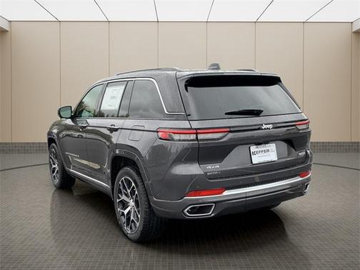 2025 Jeep Grand Cherokee Summit