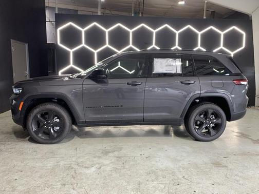 2025 Jeep Grand Cherokee Limited X