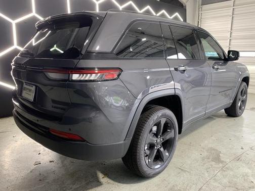 2025 Jeep Grand Cherokee Limited X