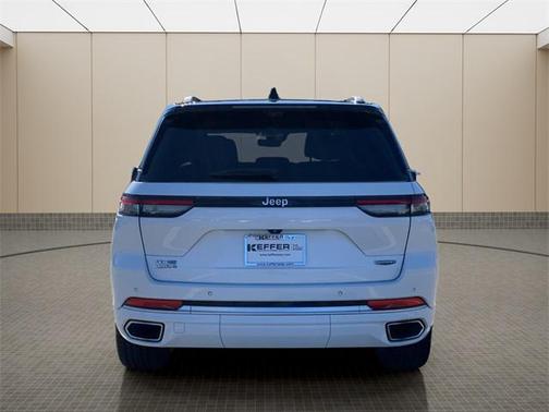 2022 Jeep Grand Cherokee 4xe Summit Reserve