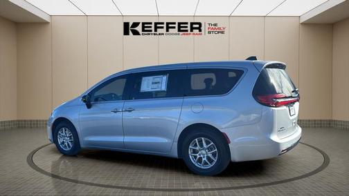 2026 Chrysler Pacifica L