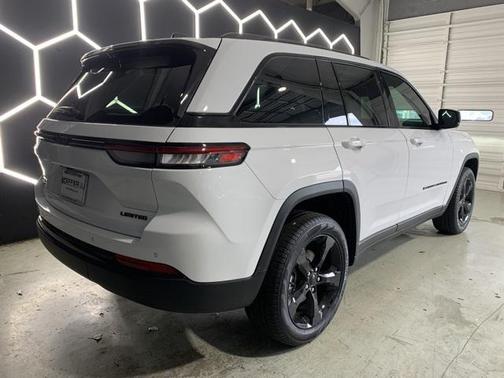 2025 Jeep Grand Cherokee Limited X