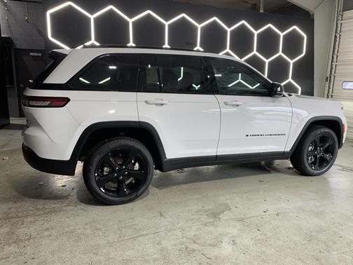 2025 Jeep Grand Cherokee Limited X