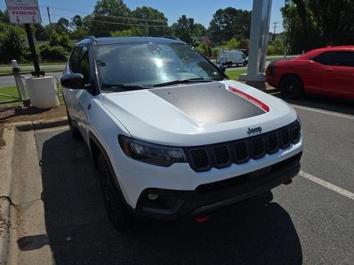 2023 Jeep Compass Trailhawk
