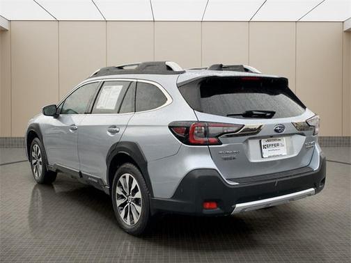 2023 Subaru Outback Touring XT