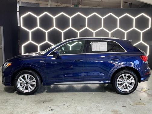 2023 Audi Q3 45 S line Premium Plus