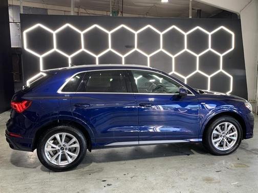 2023 Audi Q3 45 S line Premium Plus
