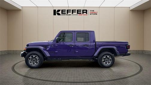 2026 Jeep Gladiator Sahara 4x4