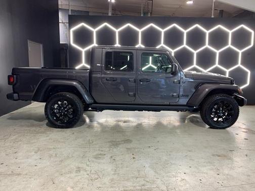2025 Jeep Gladiator Nighthawk