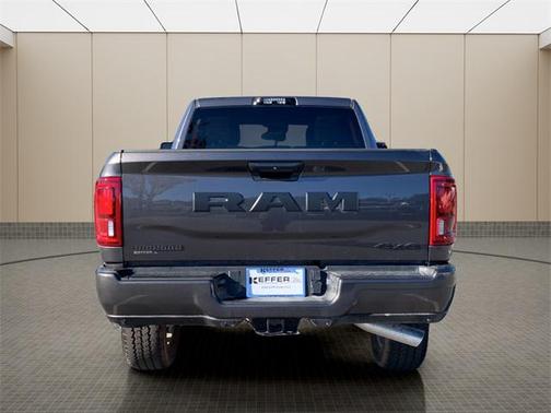 2025 RAM 2500 Big Horn Crew Cab 4x4 6'4' Box