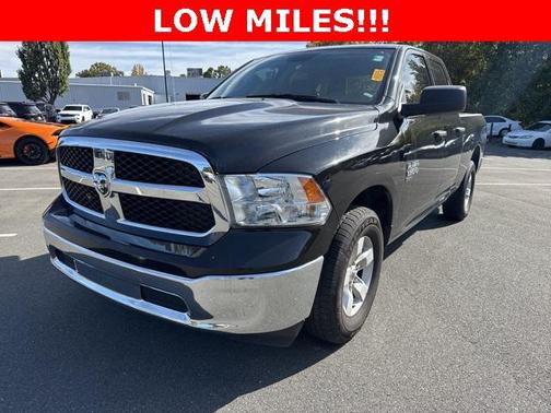 2024 RAM 1500 Classic SLT