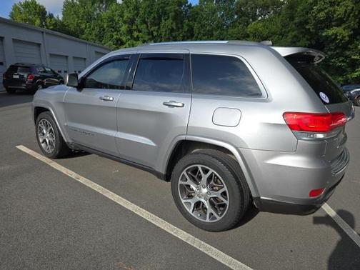 2018 Jeep Grand Cherokee Sterling Edition