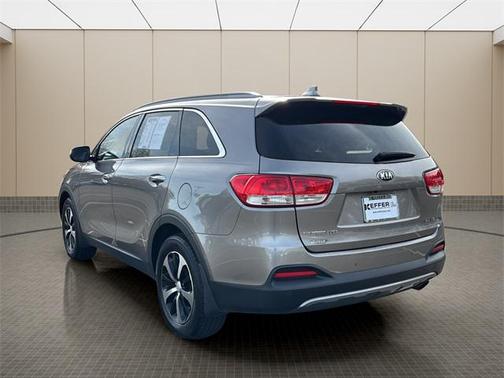 2017 Kia Sorento EX