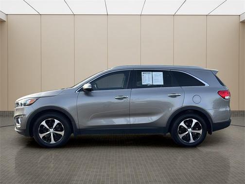 2017 Kia Sorento EX