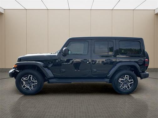 2026 Jeep Wrangler 4-Door Sahara 4x4
