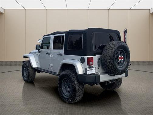 2012 Jeep Wrangler Unlimited Sahara