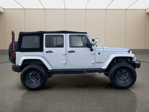 2012 Jeep Wrangler Unlimited Sahara