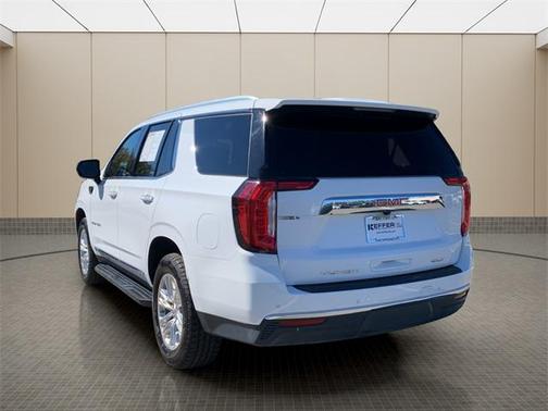 2024 GMC Yukon SLT