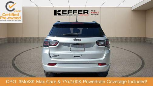 Silver Zynith Metallic Clearcoat 2025 Jeep Compass Limited